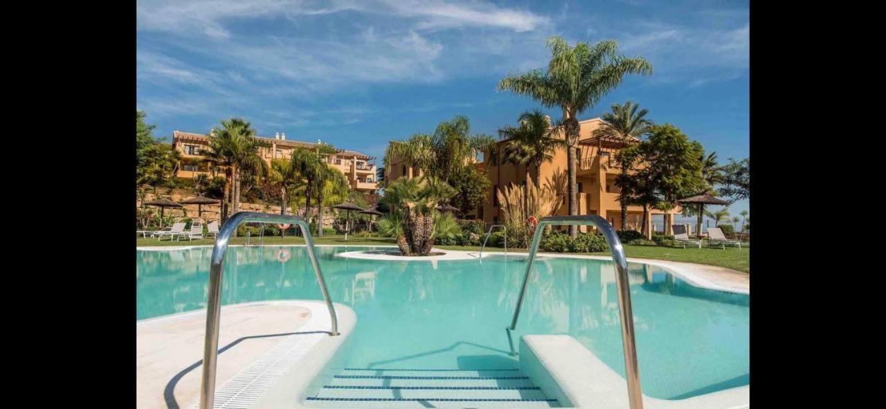 Panoramic Sea Views Penthouse Estepona