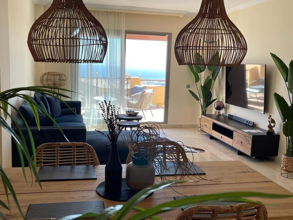 Panoramic Sea Views Penthouse Estepona